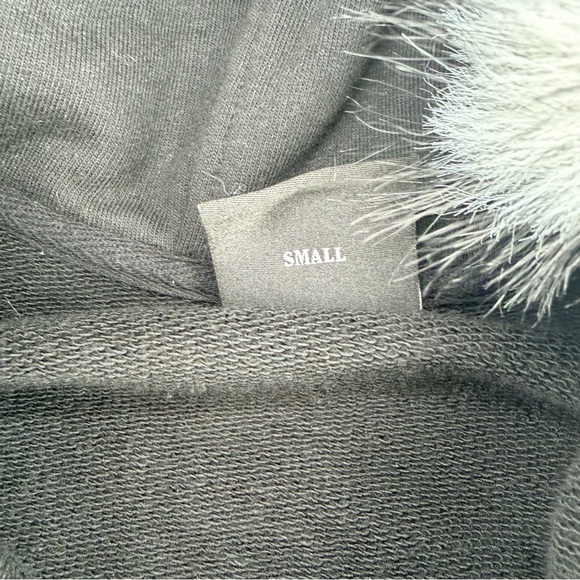 Civil Regime Rosevalt 🥀 Cropped zip-up jacket with fur hood Sz S - Picture 3 of 9